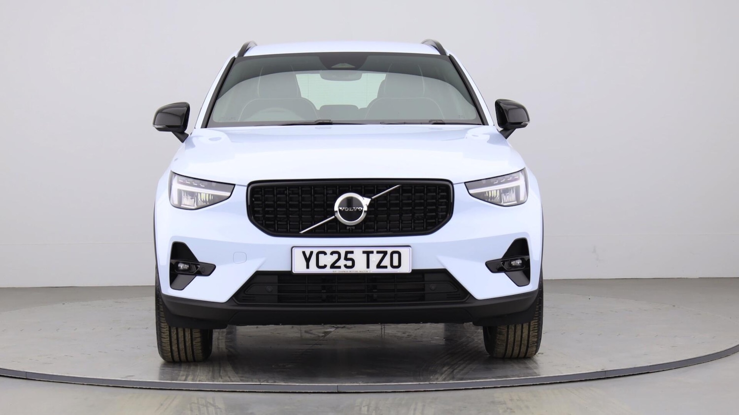 Used Volvo XC40 2025 for sale - 76085454: Photo 12