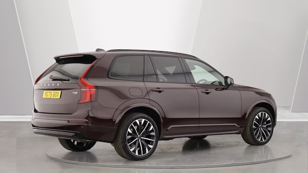 Used Volvo XC90 2025 for sale - 76284258: Photo 2