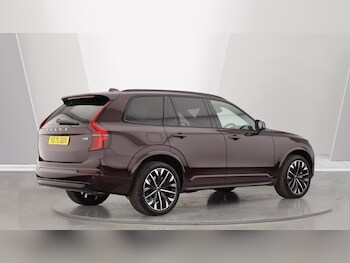 Used Volvo XC90 2025 for sale - 76284258: Photo 2