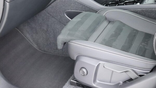 Used Volvo XC40 2025 for sale - 75780744: Photo 30