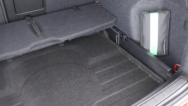Used Volvo XC40 2025 for sale - 75780744: Photo 39