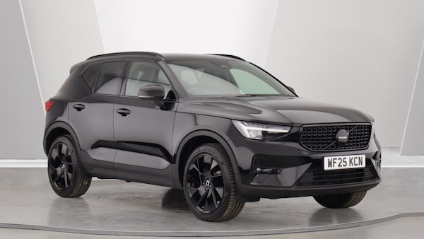 Used Volvo XC40 2025 for sale - 75768631: Photo 1