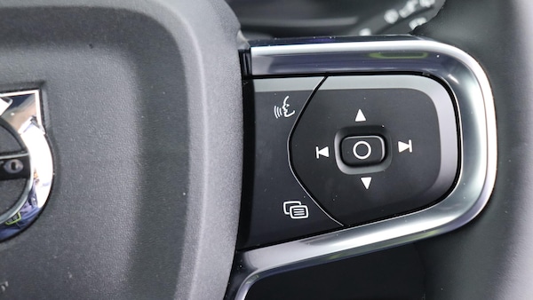 Used Volvo XC40 2025 for sale - 75768631: Photo 22