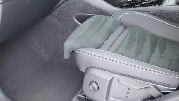 Used Volvo XC40 2025 for sale - 75768631: Photo 30
