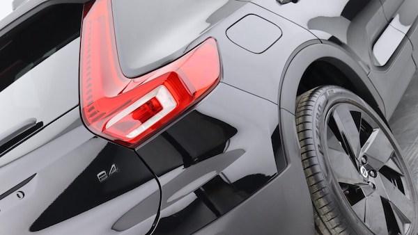 Used Volvo XC40 2025 for sale - 75768631: Photo 36