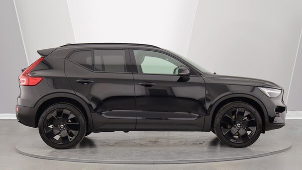 Used Volvo XC40 2025 for sale - 75768631: Photo 3