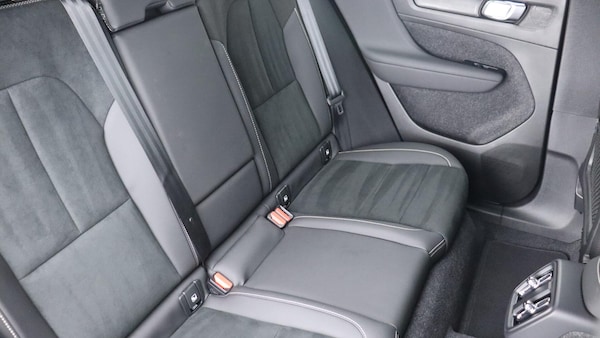 Used Volvo XC40 2025 for sale - 75768631: Photo 6