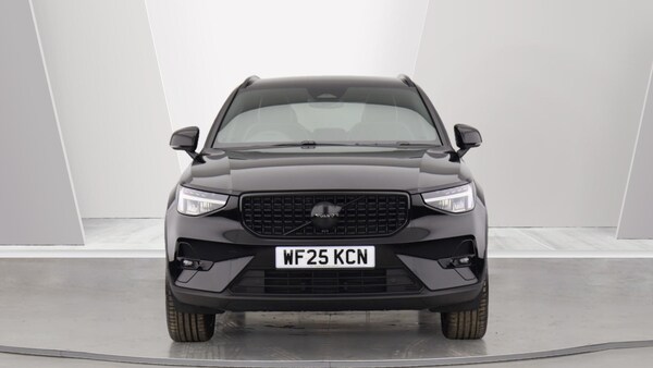 Used Volvo XC40 2025 for sale - 75768631: Photo 8