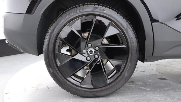 Used Volvo XC40 2025 for sale - 75768631: Photo 9