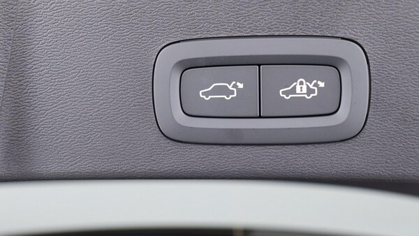 Used Volvo XC40 2025 for sale - 75809267: Photo 35