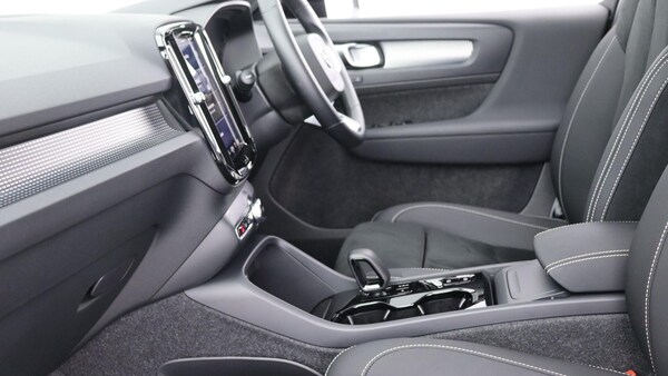 Used Volvo XC40 2025 for sale - 75809267: Photo 44