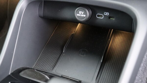 Used Volvo XC40 2025 for sale - 75809267: Photo 49
