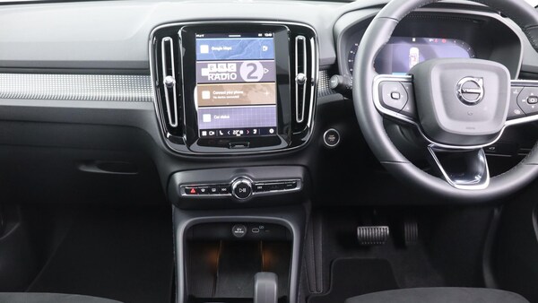 Used Volvo XC40 2025 for sale - 75809267: Photo 5