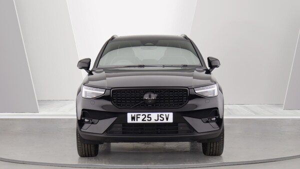 Used Volvo XC40 2025 for sale - 75809267: Photo 8