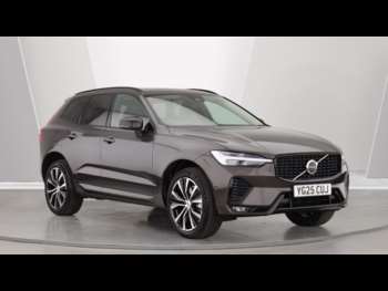 2025 (25) - B5 (P) AWD Ultra Dark (Sunroof, Pilot Assist, BLIS, Seat Massage) 5-Door