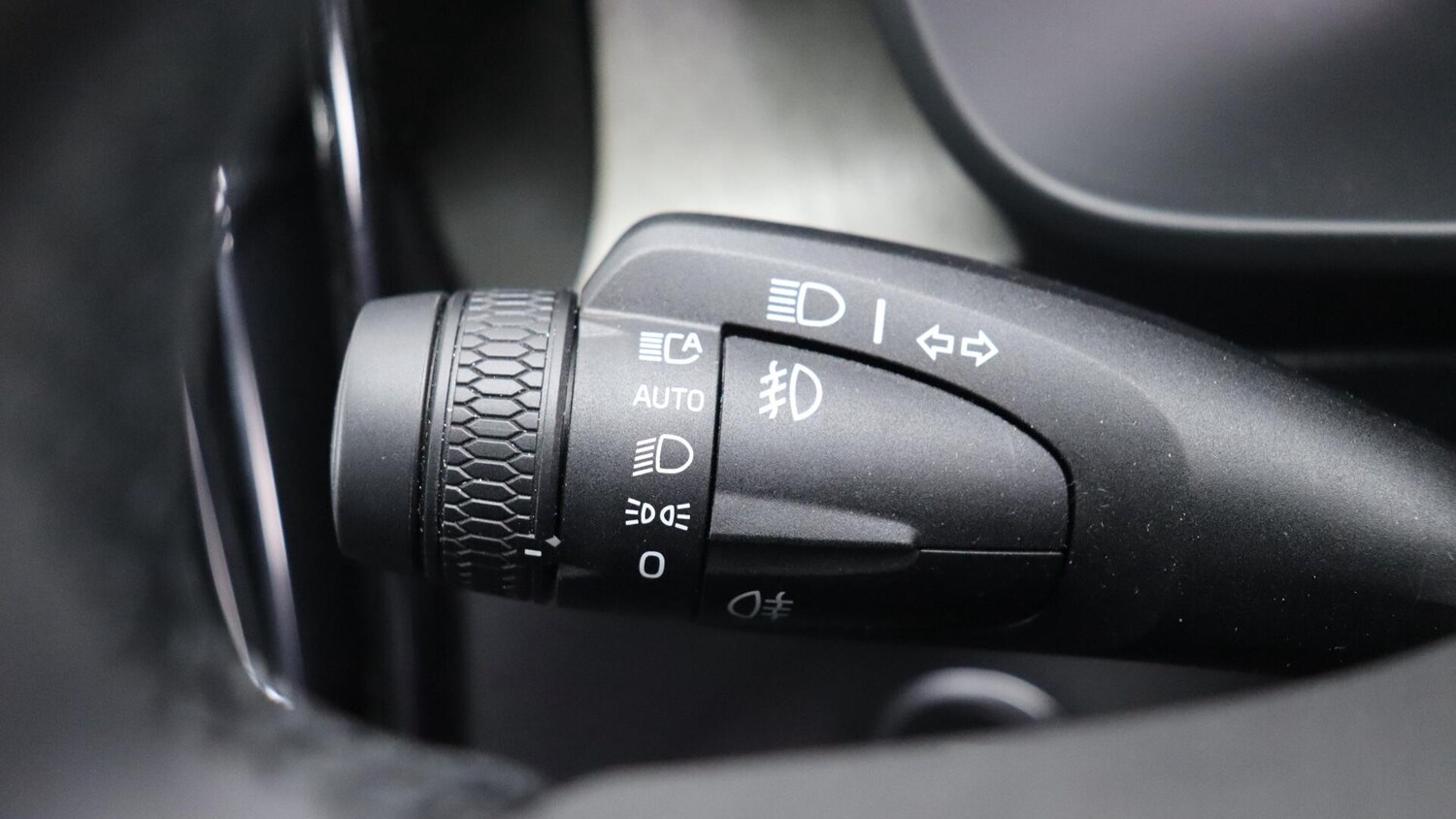 Used Volvo XC40 2025 for sale - 76060779: Photo 20