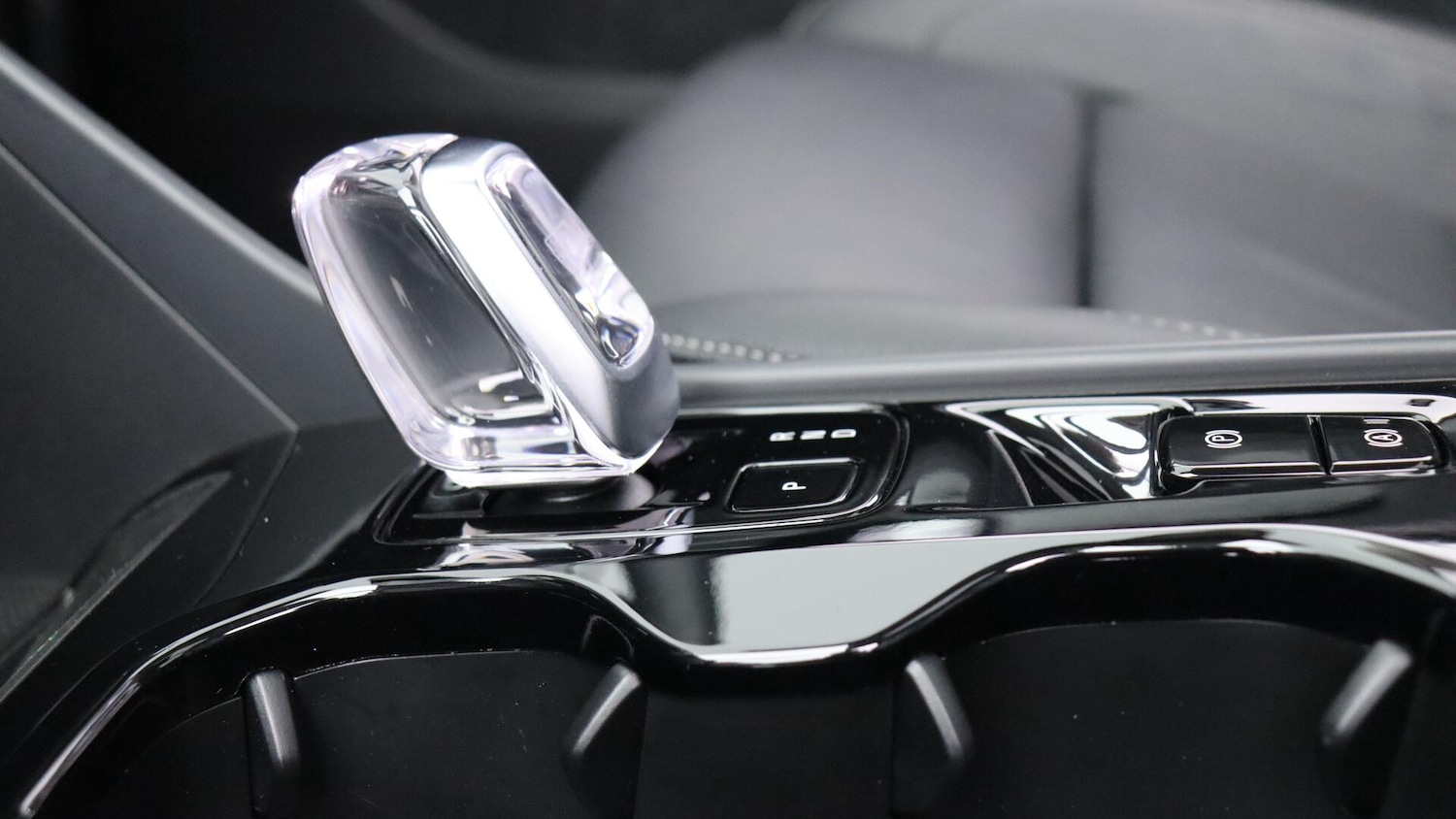 Used Volvo XC40 2025 for sale - 76060779: Photo 42