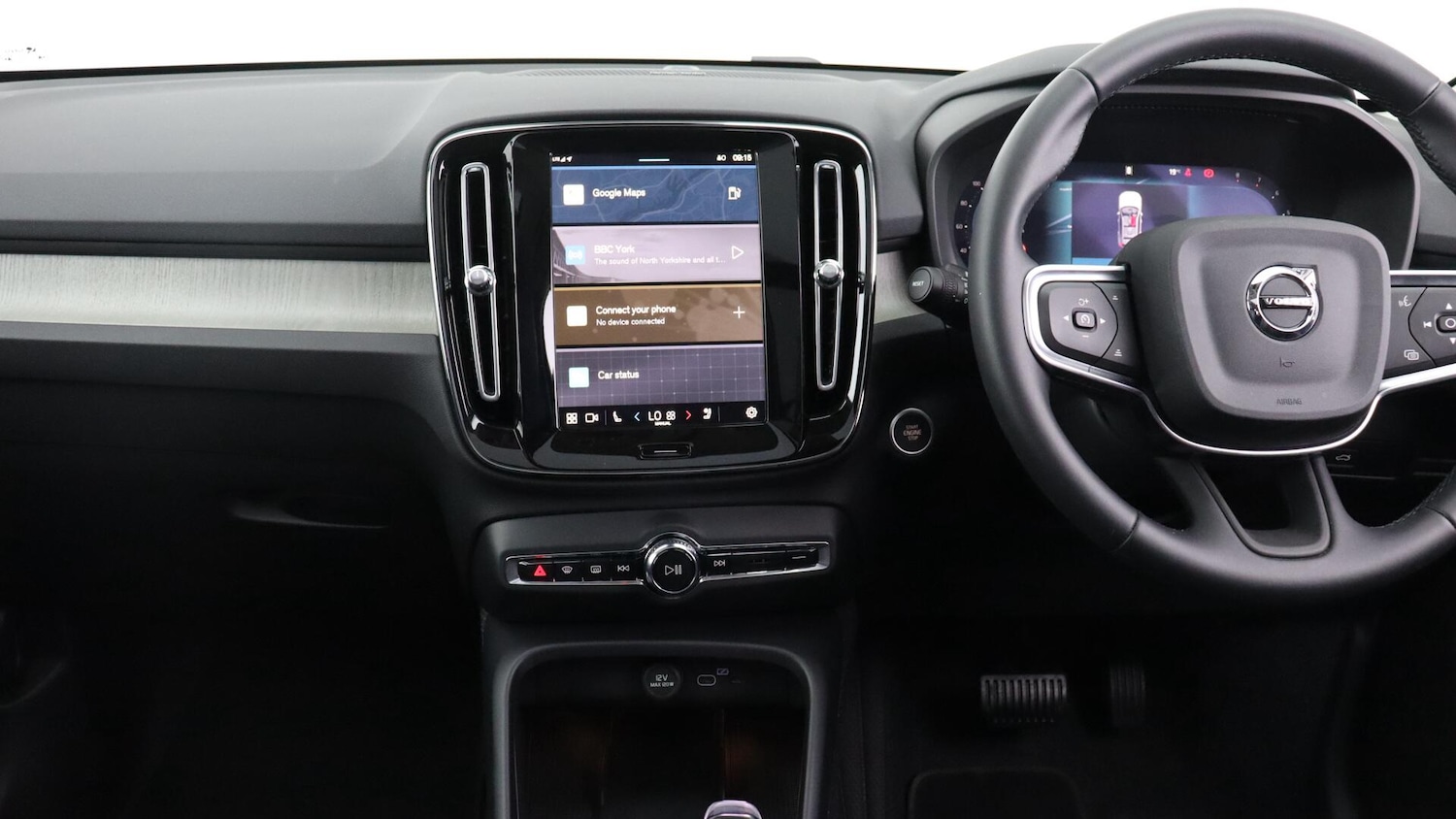 Used Volvo XC40 2025 for sale - 76060779: Photo 5