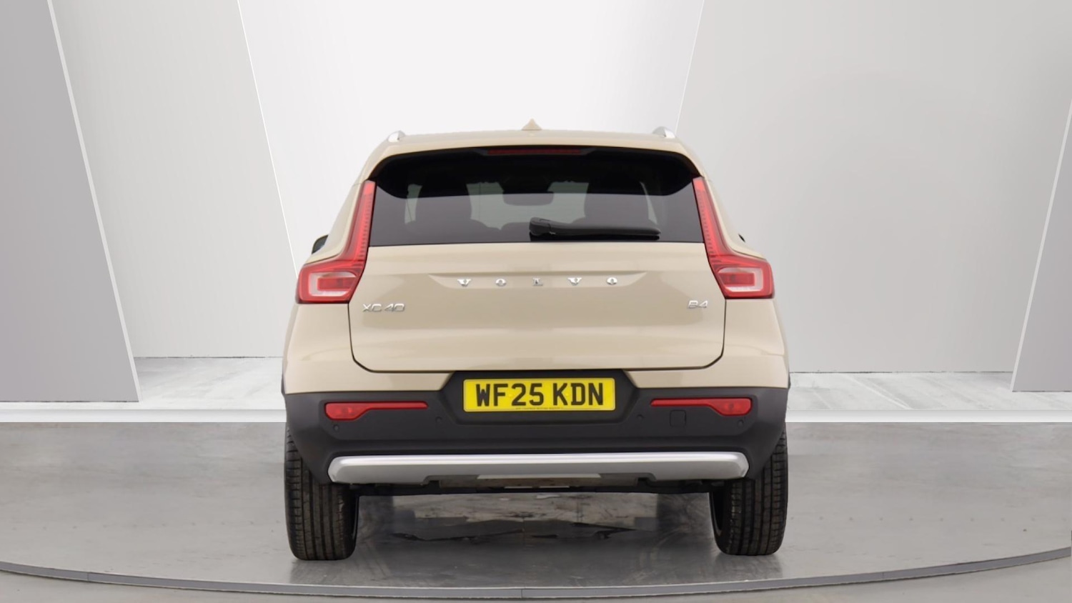 Used Volvo XC40 2025 for sale - 76060779: Photo 7