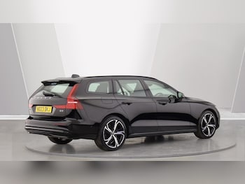 Used Volvo V60 2023 for sale - 75224901: Photo