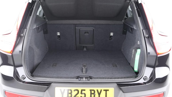 Used Volvo XC40 2025 for sale - 75809750: Photo 13