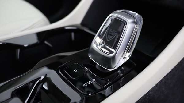 Used Volvo XC40 2025 for sale - 75809750: Photo 25