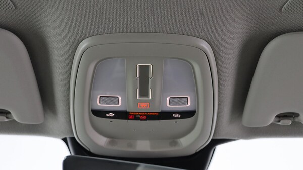 Used Volvo XC40 2025 for sale - 75809750: Photo 28