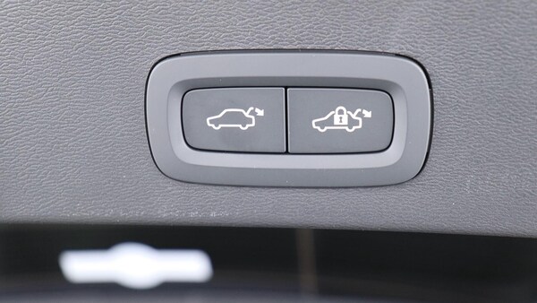 Used Volvo XC40 2025 for sale - 75809750: Photo 35