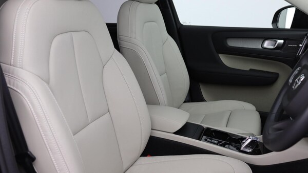 Used Volvo XC40 2025 for sale - 75809750: Photo 44