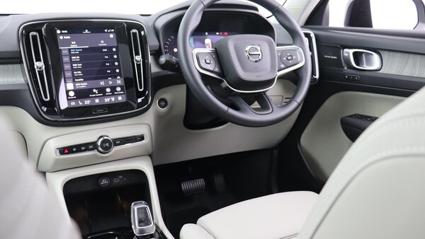 Used Volvo XC40 2025 for sale - 75809750: Photo 46