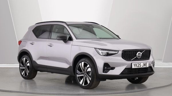 Used Volvo XC40 2025 for sale - 76282867: Photo 1