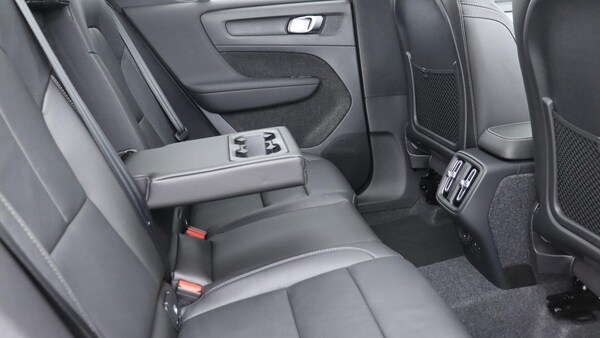 Used Volvo XC40 2025 for sale - 76282867: Photo 33