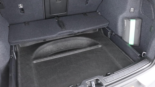 Used Volvo XC40 2025 for sale - 76282867: Photo 37