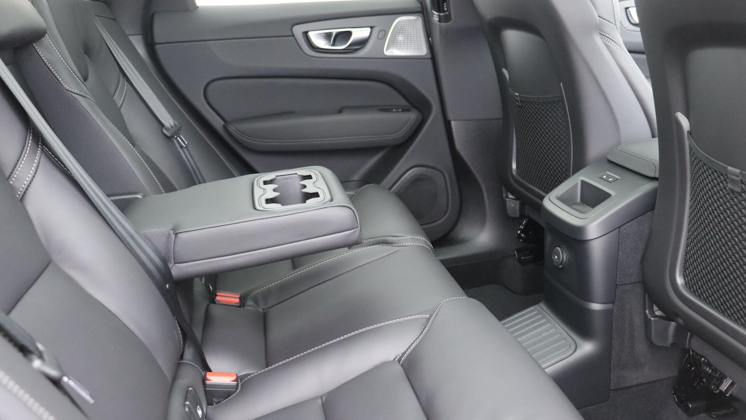 Used Volvo XC60 2025 for sale - 76326038: Photo 33