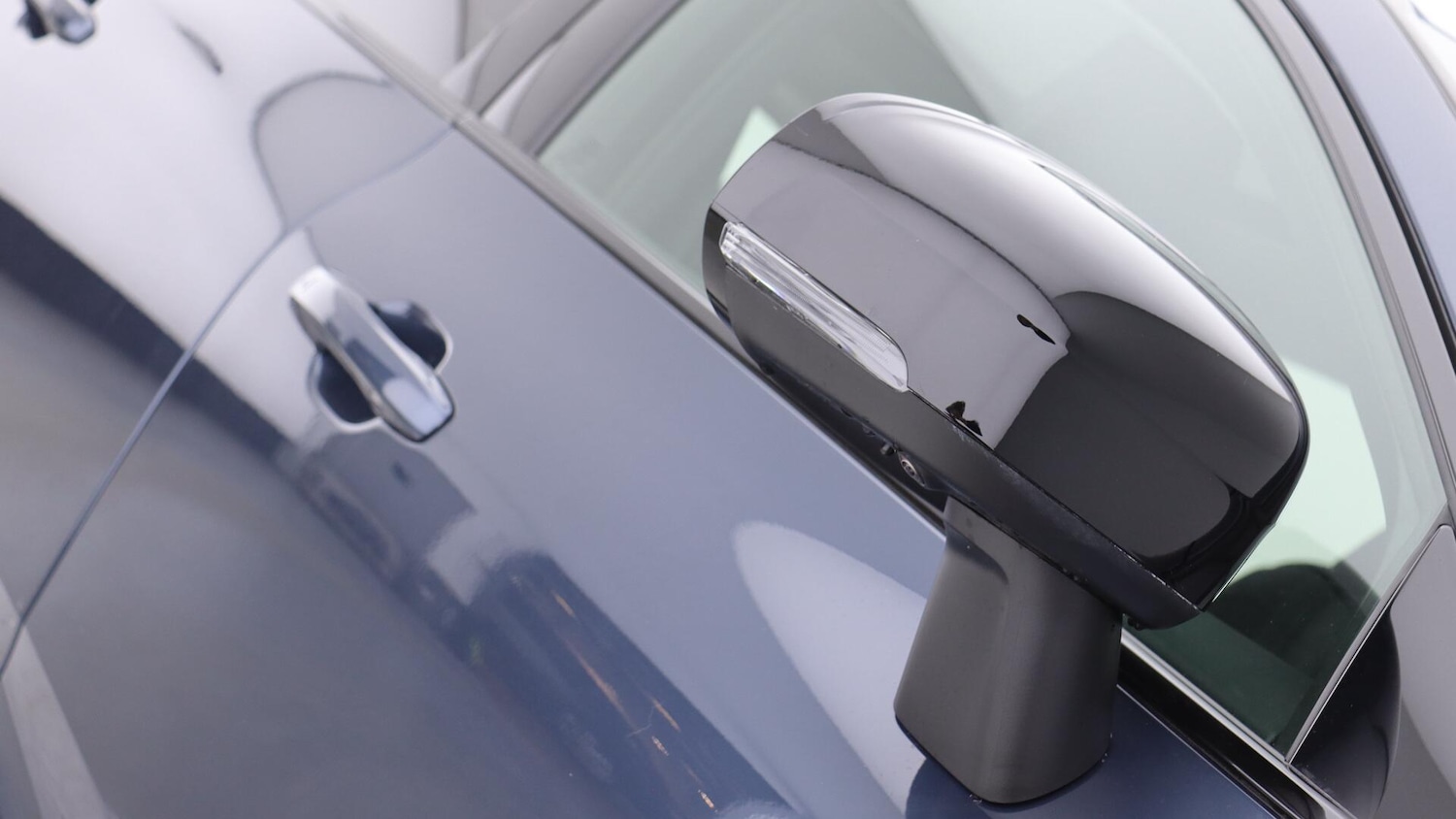 Used Volvo XC60 2025 for sale - 76326038: Photo 37
