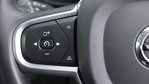 Used Volvo XC60 2022 for sale - 76270450: Photo 21