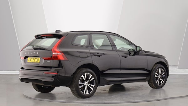 Used Volvo XC60 2022 for sale - 76270450: Photo 2