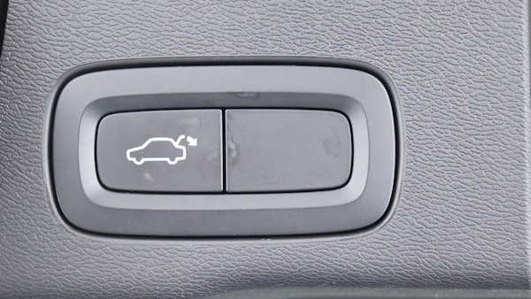 Used Volvo XC60 2022 for sale - 76270450: Photo 35