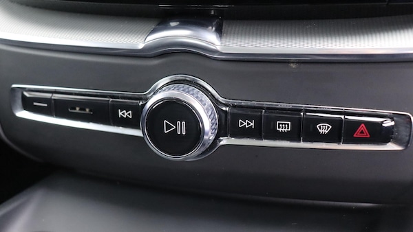 Used Volvo XC60 2022 for sale - 76270450: Photo 44