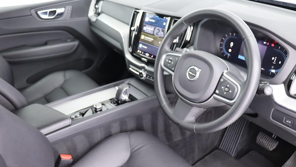 Used Volvo XC60 2022 for sale - 76270450: Photo 4