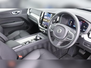 Used Volvo XC60 2022 for sale - 76270450: Photo 4