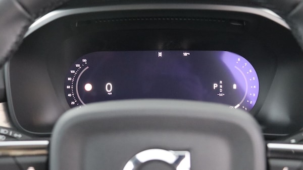 Used Volvo XC40 for sale - 76327134: Photo 11