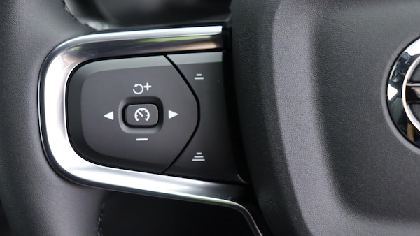Used Volvo XC40 for sale - 76327134: Photo 21