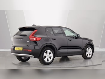 Used Volvo XC40 for sale - 76327134: Photo 2