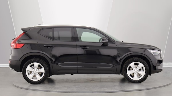 Used Volvo XC40 for sale - 76327134: Photo 3