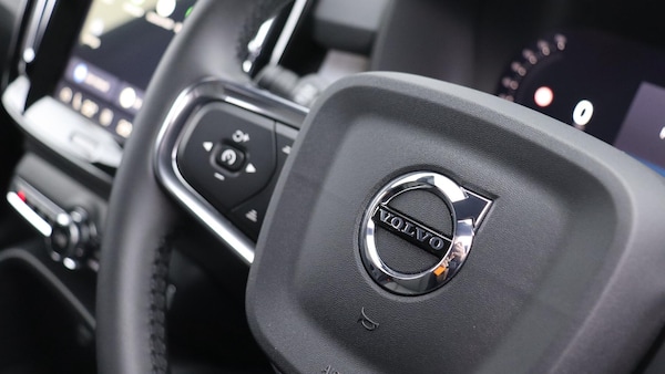 Used Volvo XC40 for sale - 76327134: Photo 49