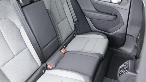 Used Volvo XC40 for sale - 76327134: Photo 6