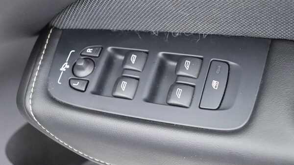 Used Volvo XC60 2021 for sale - 76270511: Photo 24