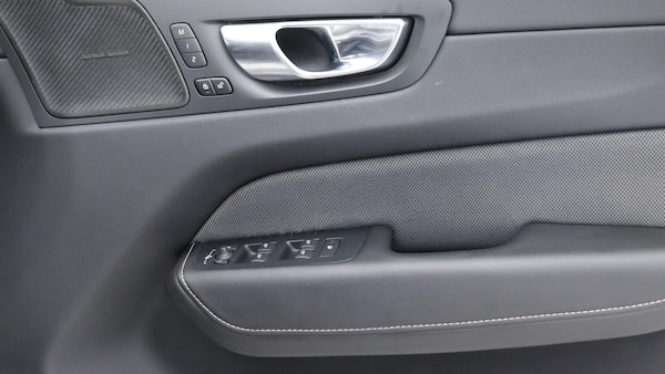 Used Volvo XC60 2021 for sale - 76270511: Photo 29