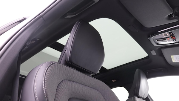 Used Volvo XC60 2021 for sale - 76270511: Photo 31